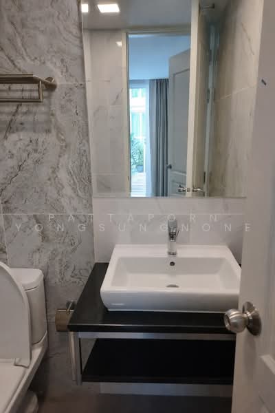 Bless Residence Ekkamai, Bangkok, Sukhumvit 71, Khlong Tan Nua, Watthana, Bangkok, 1 Bedroom, 27 sqm, Condo For Rent, by Pattaporn Yongsungnone, 500501535 - DDproperty.com