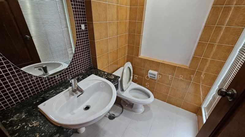 The Grand Sethiwan, Bangkok, 82 Soi Sukhumvit 24, Khong Tan, Khlong Toei, Bangkok, 3 Bedrooms, 250 sqm, Condo For Rent, by BANGKOK PROPERTY AGENTS, 500501537 - DDproperty.com
