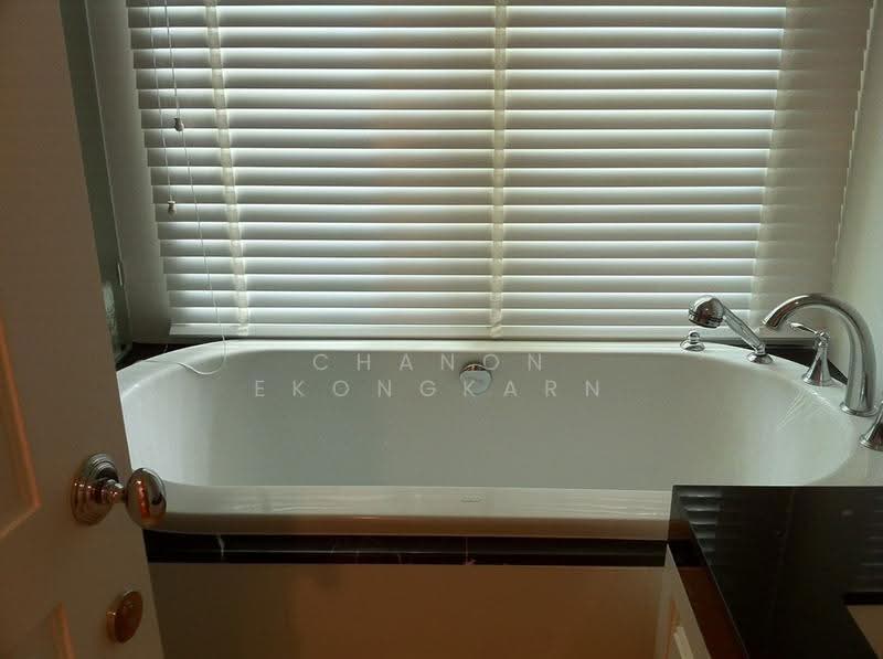 Royce Private Residences, Bangkok, 61 Soi Sukhumvit 31, Khlongtoei Nua, Watthana, Bangkok, 2 Bedrooms, 112 sqm, Condo For Sale, by Chanon Ekongkarn, 500501601 - DDproperty.com