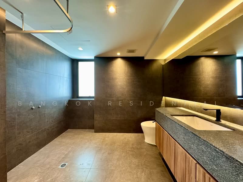 President Park Sukhumvit 24, Bangkok, 99 Sukhumvit 24 Alley, Khlongtoei Nua, Watthana, Bangkok, 3 Bedrooms, 265 sqm, Condo For Rent, by Bangkok Residential, 500501610 - DDproperty.com