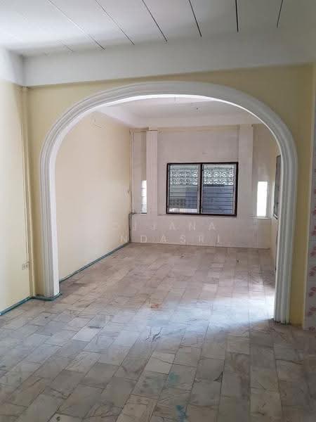 undefined, Bangkok, Chan Kasem, Chatuchak, Bangkok, 5 Bedrooms, 450 sqm, Townhouse For Rent, by Rojjana Jindasri, 500501613 - DDproperty.com