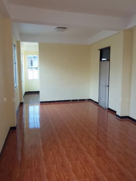undefined, Bangkok, Chan Kasem, Chatuchak, Bangkok, 5 Bedrooms, 450 sqm, Townhouse For Rent, by Rojjana Jindasri, 500501613 - DDproperty.com