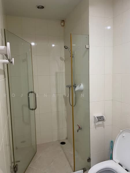 The Master Centrium Asoke-Sukhumvit, Bangkok, Sukhumvit 21, Khlongtoei Nua, Watthana, Bangkok, 2 Bedrooms, 120 sqm, Condo For Sale, by Rojjana Jindasri, 500501615 - DDproperty.com