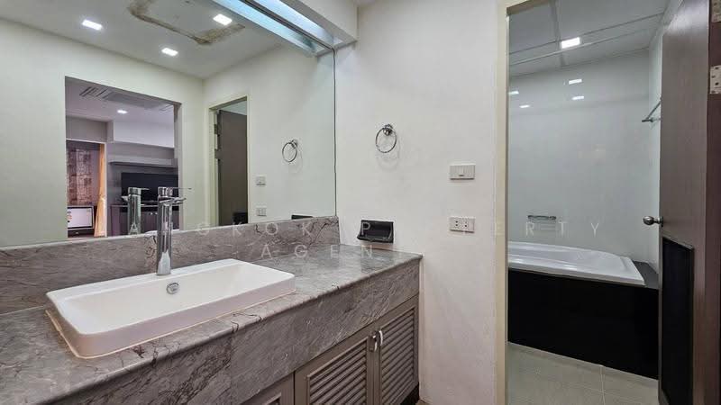 The Prestige 49 Condominium, Bangkok, Sukhumvit, Khlong Tan Nua, Watthana, Bangkok, 2 Bedrooms, 185 sqm, Condo For Rent, by BANGKOK PROPERTY AGENTS, 500501632 - DDproperty.com