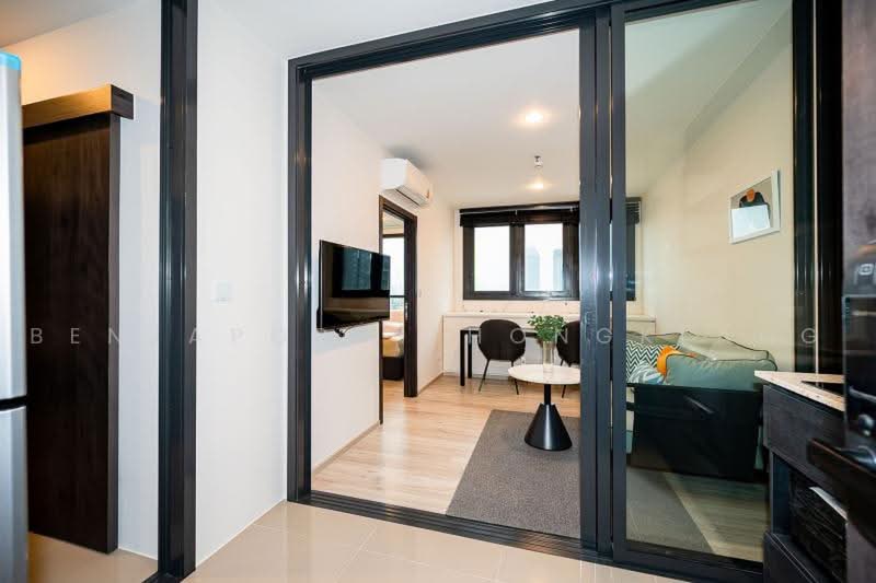XT Huaikhwang, Bangkok, 244 Ratchadaphisek Road, Huai Khwang, Bangkok, 1 Bedroom, 35 sqm, Condo For Rent, by Benjaporn Thongklang, 500501681 - DDproperty.com