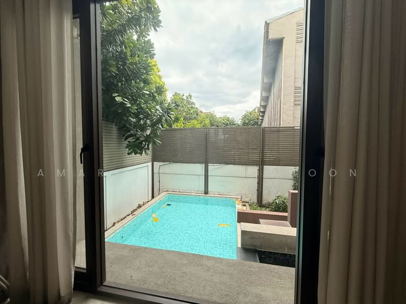 Baan Lux Sathon, Bangkok, Soi Meksawat, Chong Nonsi, Yan Nawa, Bangkok, 3 Bedrooms, 300 sqm, Condo For Sale, by Amarin Sitthidhoon, 500501689 - DDproperty.com