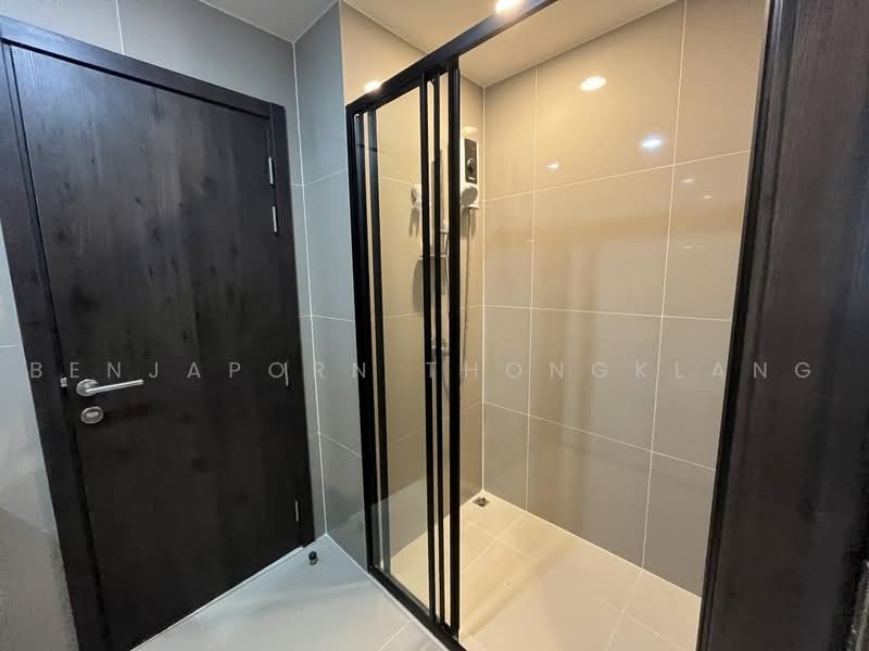 XT Huaikhwang, Bangkok, 244 Ratchadaphisek Road, Huai Khwang, Bangkok, 1 Bedroom, 34 sqm, Condo For Rent, by Benjaporn Thongklang, 500501700 - DDproperty.com