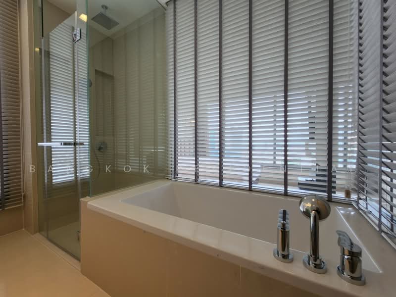 The Esse Asoke, Bangkok, 333 Soi Sukhumvit 21, Sukhumvit Road, Khlongtoei Nua, Watthana, Bangkok, 2 Bedrooms, 86 sqm, Condo For Rent, by Bangkok Residential, 500501701 - DDproperty.com