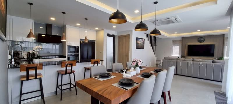Zensiri Midtown Villas, Chon Buri (Pattaya), Soi 22 Chalemphrakiat, Nong Pru, Bang Lamung (Pattaya), Chon Buri (Pattaya), 4 Bedrooms, 220 sqm, Single Detached House For Sale, by Achitaphop Klinpipat, 500501709 - DDproperty.com