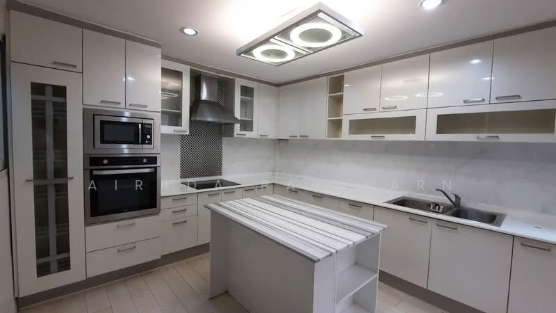 Warathorn Ville, Phatthanakan 44, Bangkok, Suan Luang, Bangkok, 5 Bedrooms, 300 sqm, Townhouse For Sale, by Airada Parasarn, 500501723 - DDproperty.com