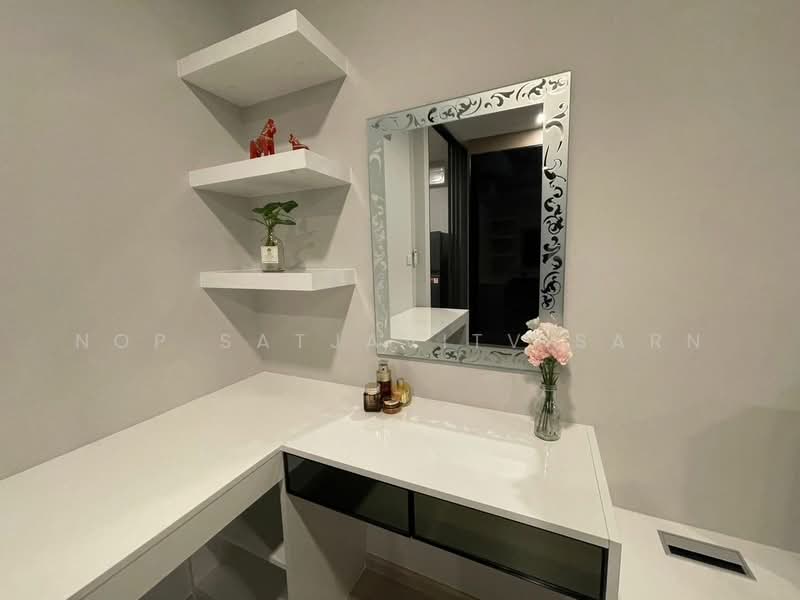 Life Phahon-Ladprao, Bangkok, 996 Phahonyothin Road, Jom Phon, Chatuchak, Bangkok, Studio, 29 sqm, Condo For Rent, by Nop Satjavitvisarn, 500501728 - DDproperty.com