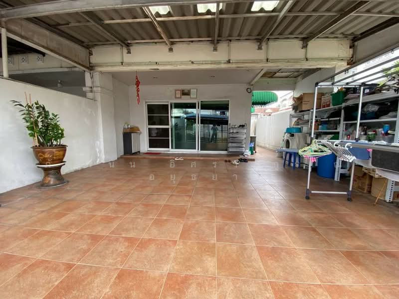 Nanthana Garden Rangsit, Pathum Thani, Soi Baan Klang, Ban Klang, Muang Pathum Thani, Pathum Thani, 2 Bedrooms, 124 sqm, Townhouse For Sale, by ภัทรนัน อิศรางกูร ณ อยุธยา, 500501742 - DDproperty.com
