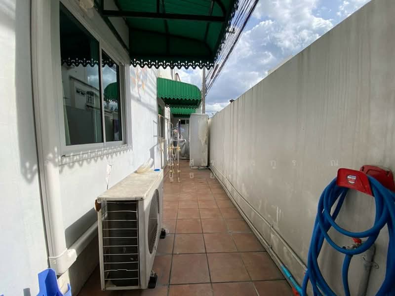 Nanthana Garden Rangsit, Pathum Thani, Soi Baan Klang, Ban Klang, Muang Pathum Thani, Pathum Thani, 2 Bedrooms, 124 sqm, Townhouse For Sale, by ภัทรนัน อิศรางกูร ณ อยุธยา, 500501742 - DDproperty.com