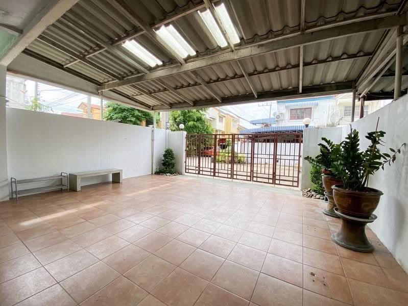 Nanthana Garden Rangsit, pathum-thani, Soi Baan Klang, Ban Klang, Muang Pathum Thani, Pathum Thani, 2 Bedrooms, 124 sqm, Townhouse For Sale, by ภัทรนัน อิศรางกูร ณ อยุธยา, 500501742 - DDproperty.com