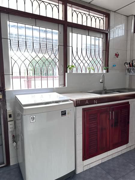 3-BR House, Bangkok, Anusaowari, Bang Khen, Bangkok, 3 Bedrooms, 240 sqm, Single Detached House For Rent, by Hathairat Rookphan, 500501774 - DDproperty.com