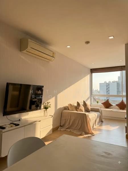 Tree Condo Sukhumvit 42, Bangkok, Soi Sukhumvit 42/1, Sukhumvit Road, Phra Kanong Nua, Watthana, Bangkok, 1 Bedroom, 50 sqm, Condo For Rent, by Hathairat Rookphan, 500501783 - DDproperty.com