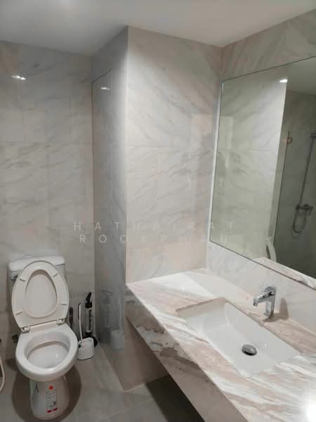 Silom Suite, Bangkok, Soi Sathorn 12, Sathorn Road, Silom, Bang Rak, Bangkok, 2 Bedrooms, 90 sqm, Condo For Rent, by Hathairat Rookphan, 500501797 - DDproperty.com