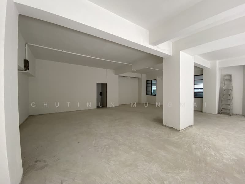 Space for Rent in Asok Walk Distance to Terminal 21 with Parking, Bangkok, Khlongtoei Nua, Watthana, Bangkok, , 120 sqm, Retail Space For Rent, by Chutinun Mungmai, 500501800 - DDproperty.com