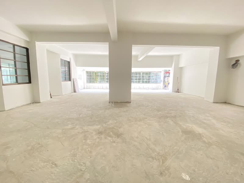 Space for Rent in Asok Walk Distance to Terminal 21 with Parking, กรุงเทพ, คลองเตยเหนือ, วัฒนา, กรุงเทพ, 120 ตร.ม., พื้นที่ขายของ ให้เช่า, โดย Chutinun Mungmai, 500501800 - DDproperty.com