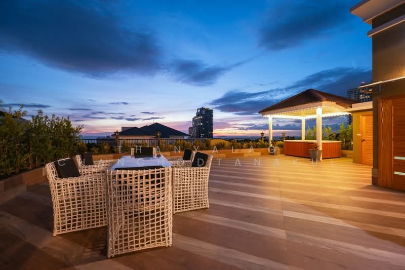 Siam Oriental Condominium, Chon Buri (Pattaya), Pratumnak 4, Nong Pru, Bang Lamung (Pattaya), Chon Buri (Pattaya), 3 Bedrooms, 400 sqm, Condo For Sale, by Thanyalag Chanchodtanakul, 500501882 - DDproperty.com