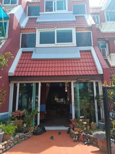 3-BR Townhouse, Chon Buri (Pattaya), Nong Pru, Bang Lamung (Pattaya), Chon Buri (Pattaya), 3 Bedrooms, 222 sqm, Townhouse For Sale, by Tanawan Surichai, 500501922 - DDproperty.com