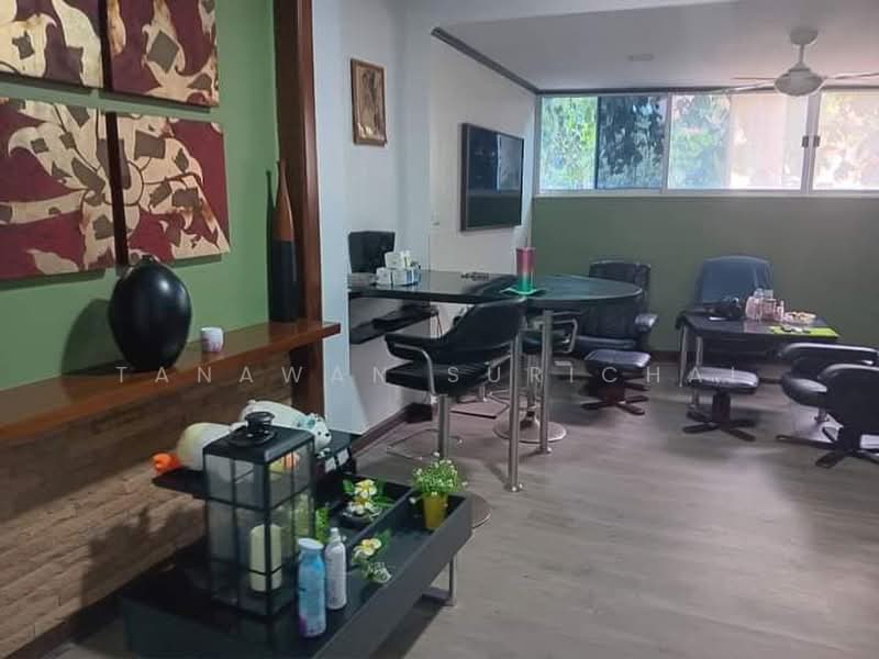 3-BR Townhouse, Chon Buri (Pattaya), Nong Pru, Bang Lamung (Pattaya), Chon Buri (Pattaya), 3 Bedrooms, 222 sqm, Townhouse For Sale, by Tanawan Surichai, 500501922 - DDproperty.com