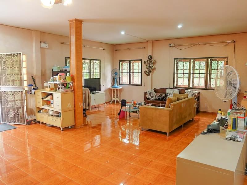 3-BR House, Chon Buri (Pattaya), Ta Khian Tia, Bang Lamung (Pattaya), Chon Buri (Pattaya), 3 Bedrooms, 560 sqm, Single Detached House For Sale, by Tanawan Surichai, 500501951 - DDproperty.com
