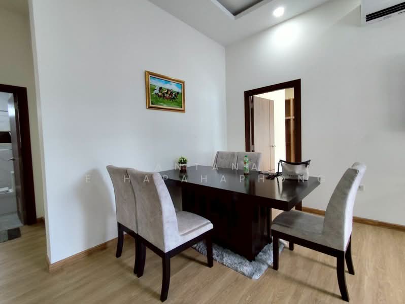 3-BR House, Chon Buri (Pattaya), Huai Yai, Bang Lamung (Pattaya), Chon Buri (Pattaya), 3 Bedrooms, 204 sqm, Single Detached House For Rent, by Mantana Techapahaphong, 500501987 - DDproperty.com