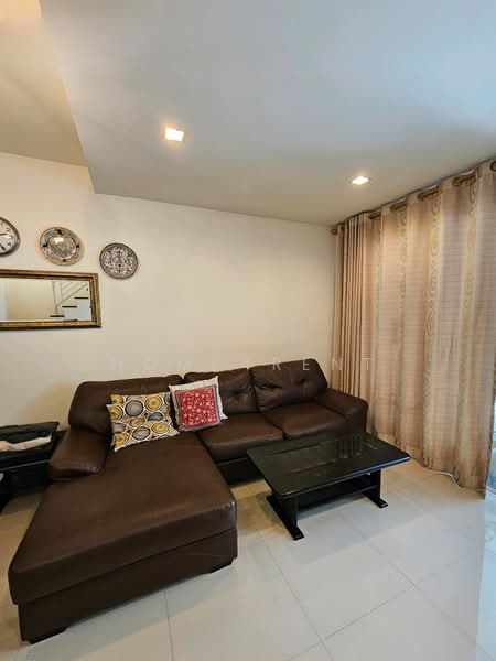 Town Avenue Srinagarindra : ทาวน์ อเวนิว ศรีนครินทร์, กรุงเทพ, ซอยอ่อนนุช 68, สวนหลวง, กรุงเทพ, 185 ตร.ม., ทาวน์เฮ้าส์ ให้เช่า, โดย Home4rent, 500502050 - DDproperty.com