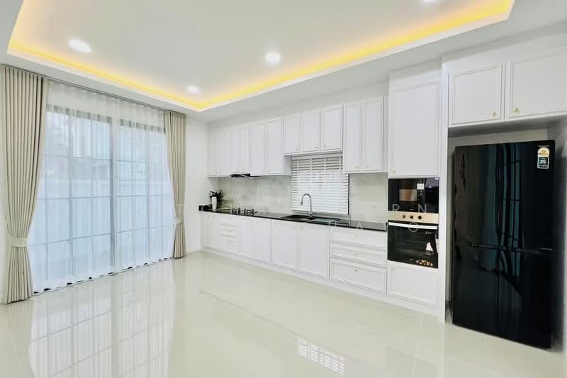 New Renovation and ready to move in, Chon Buri (Pattaya), Na Kloe, Bang Lamung (Pattaya), Chon Buri (Pattaya), 3 Bedrooms, 536 sqm, Single Detached House For Sale, by Patcharaporn Wongsachayo, 500502053 - DDproperty.com