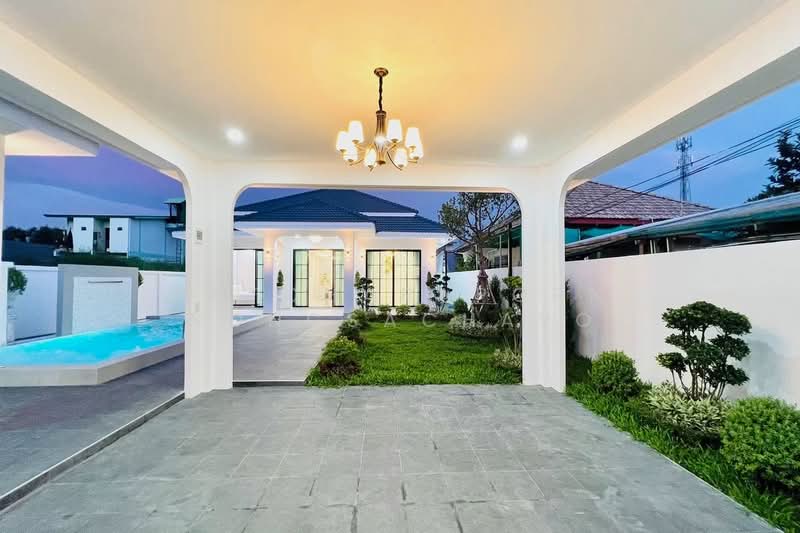 New Renovation and ready to move in, Chon Buri (Pattaya), Na Kloe, Bang Lamung (Pattaya), Chon Buri (Pattaya), 3 Bedrooms, 536 sqm, Single Detached House For Sale, by Patcharaporn Wongsachayo, 500502053 - DDproperty.com
