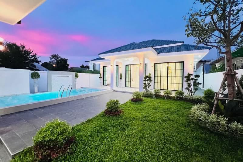 New Renovation and ready to move in, Chon Buri (Pattaya), Na Kloe, Bang Lamung (Pattaya), Chon Buri (Pattaya), 3 Bedrooms, 536 sqm, Single Detached House For Sale, by Patcharaporn Wongsachayo, 500502053 - DDproperty.com