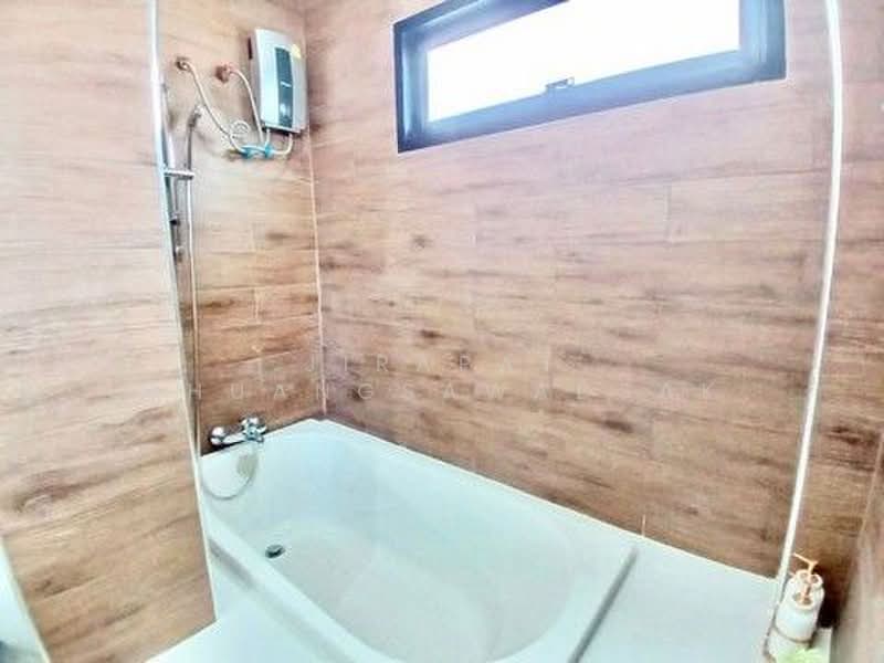 undefined, Chon Buri (Pattaya), Surasak, Si Racha, Chon Buri (Pattaya), 3 Bedrooms, 230 sqm, Single Detached House For Rent, by Jirapat Chuangsawadsak, 500502058 - DDproperty.com