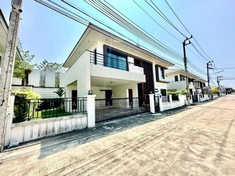 undefined, Chon Buri (Pattaya), Surasak, Si Racha, Chon Buri (Pattaya), 3 Bedrooms, 230 sqm, Single Detached House For Rent, by Jirapat Chuangsawadsak, 500502063 - DDproperty.com