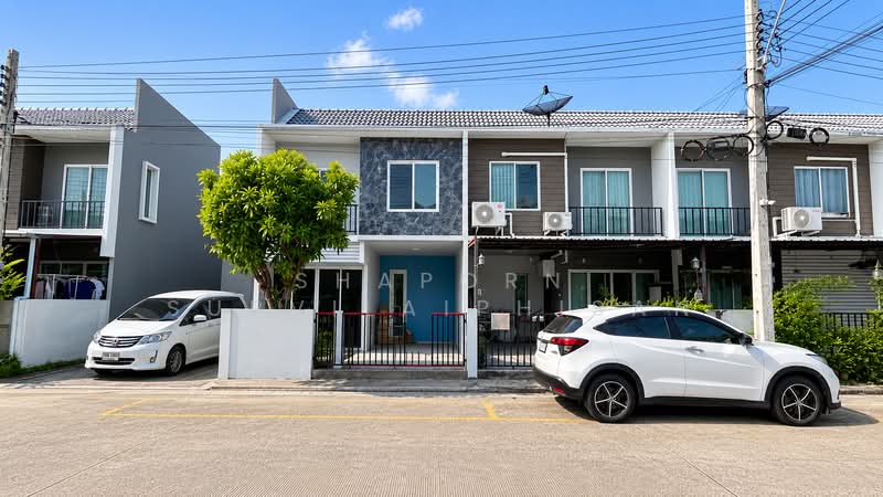 The Colors Bangna-Wongwaen : เดอะ คัลเลอร์ส บางนา-วงแหวน, สมุทรปราการ, ถนนบางนา-ตราด, บางพลีใหญ่, บางพลี, สมุทรปราการ, 105 ตร.ม., ทาวน์เฮ้าส์ ขาย, โดย Shaporn Supvilaiphisan, 500502065 - DDproperty.com