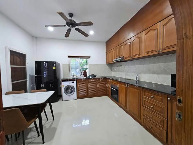 บ้าน 3-ห้องนอน, ชลบุรี, หนองปรือ, บางละมุง, ชลบุรี, 263 ตร.ม., บ้านเดี่ยว ให้เช่า, โดย Jirapat Chuangsawadsak, 500502098 - DDproperty.com