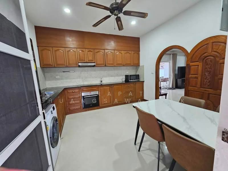 บ้าน 3-ห้องนอน, ชลบุรี, หนองปรือ, บางละมุง, ชลบุรี, 263 ตร.ม., บ้านเดี่ยว ให้เช่า, โดย Jirapat Chuangsawadsak, 500502098 - DDproperty.com