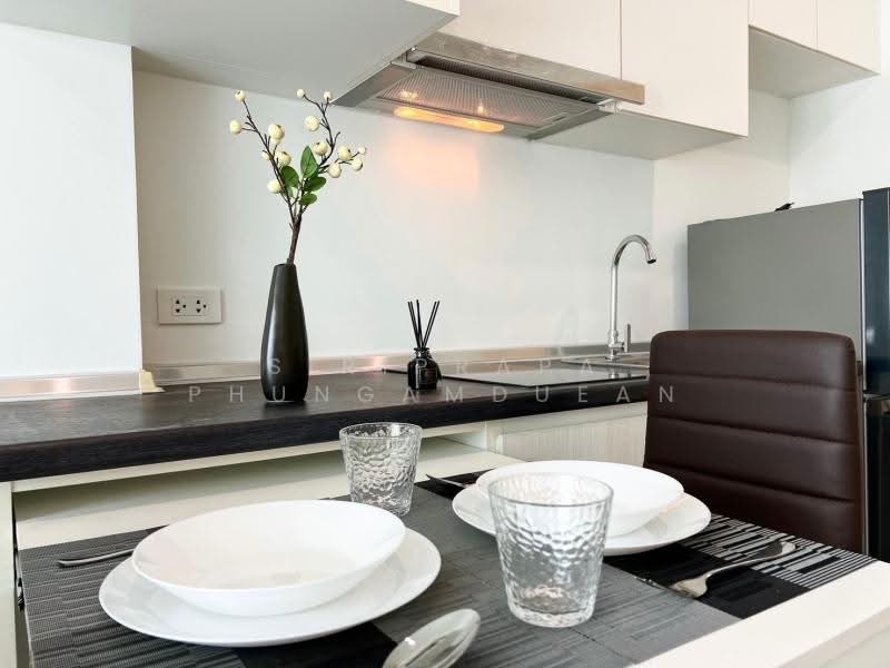 Rich Park @ Triple Station, Bangkok, 591 Srinakarin Road, Suan Luang, Bangkok, 1 Bedroom, 30 sqm, Condo For Rent, by Siriprapa Phungamduean, 500502170 - DDproperty.com