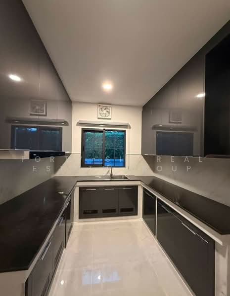 The City Pinklao-Phrannok, Bangkok, Thanon Phutthamonthon Sai 1, Bang Ra Mat, Taling Chan, Bangkok, 4 Bedrooms, 430 sqm, Single Detached House For Sale, by Forty-Six Real Estate Group, 500502185 - DDproperty.com