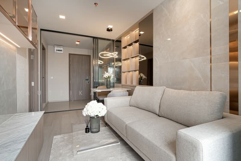 Life Phahon-Ladprao, Bangkok, 996 Phahonyothin Road, Jom Phon, Chatuchak, Bangkok, 1 Bedroom, 35 sqm, Condo For Rent, by Auttika Phormtong, 500502191 - DDproperty.com
