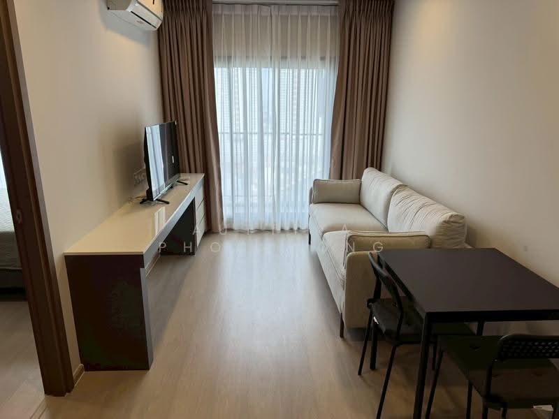 Life Phahon-Ladprao, Bangkok, 996 Phahonyothin Road, Jom Phon, Chatuchak, Bangkok, 1 Bedroom, 35 sqm, Condo For Rent, by Auttika Phormtong, 500502195 - DDproperty.com