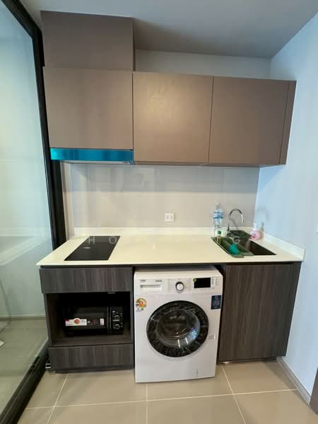 Life Phahon-Ladprao, Bangkok, 996 Phahonyothin Road, Jom Phon, Chatuchak, Bangkok, 1 Bedroom, 35 sqm, Condo For Rent, by Auttika Phormtong, 500502195 - DDproperty.com