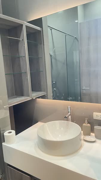Trapezo Sukhumvit 16 : ทราเพโซ สุขุมวิท 16, กรุงเทพ, ซอยสุขุมวิท 16, คลองเตย, กรุงเทพ, 130 ตร.ม., คอนโด ขาย, โดย ณัฏฐพัชร ชโยทิตกุลเกียรติ, 500502217 - DDproperty.com