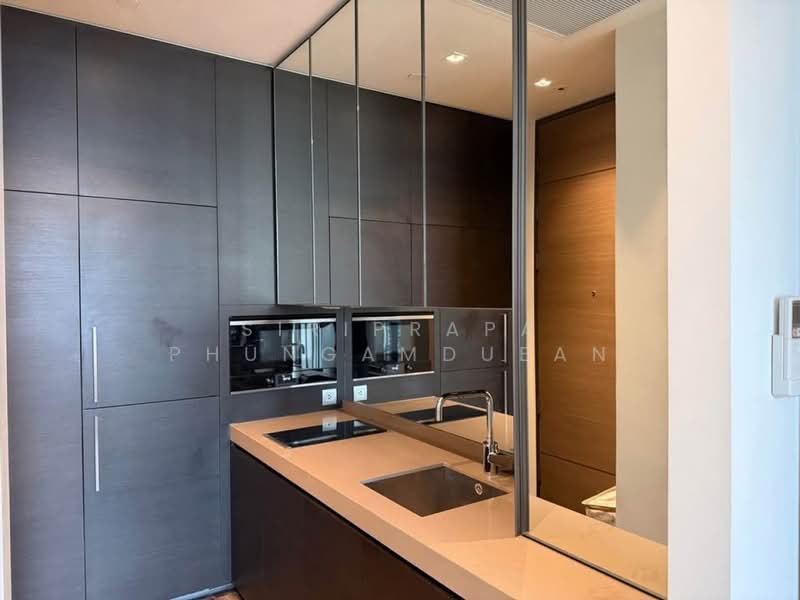 28 Chidlom, Bangkok, 28 Chit Lom Alley, Lumphini, Pathum Wan, Bangkok, 1 Bedroom, 51 sqm, Condo For Rent, by Siriprapa Phungamduean, 500502241 - DDproperty.com