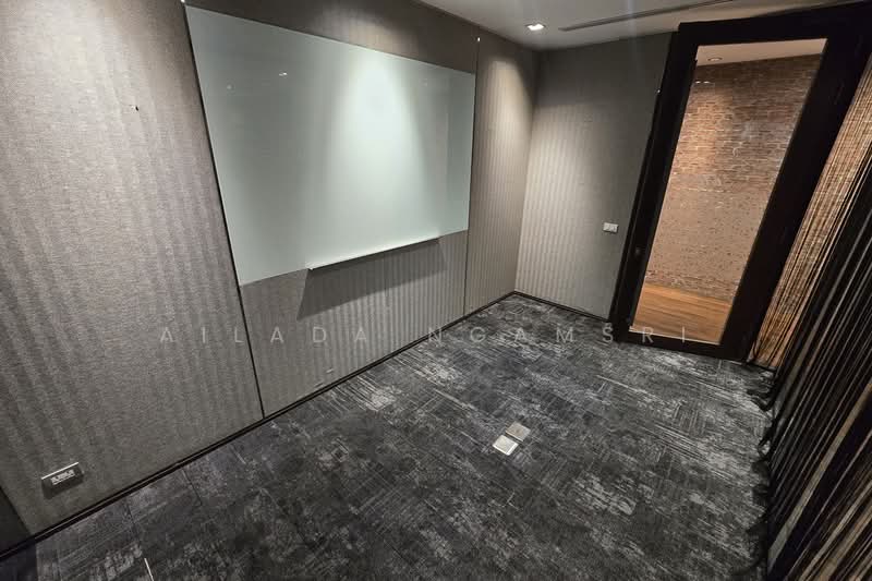 President Tower, Bangkok, 973 Phloen Chit Rd, Lumphini, Pathum Wan, Bangkok 10330, Lumphini, Pathum Wan, Bangkok, , 775 sqm, Office Space For Rent, by Ailada Ngamsri, 500502350 - DDproperty.com