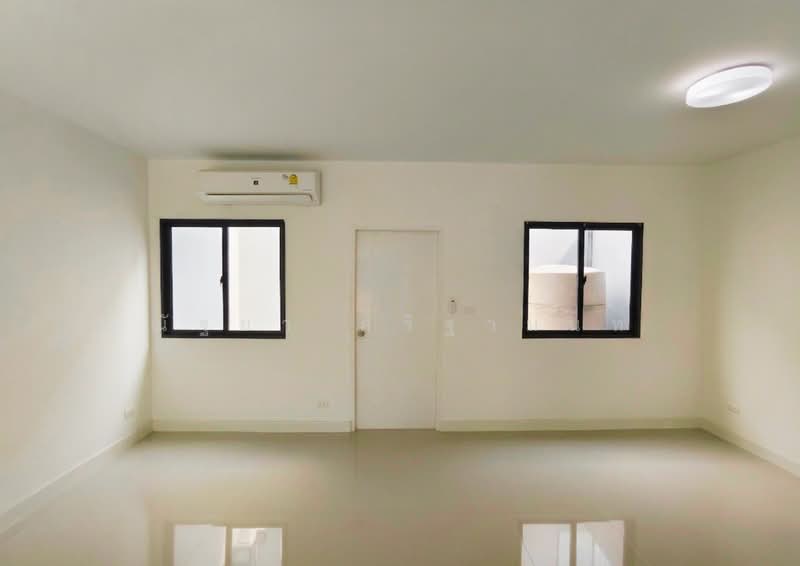 Grande Pleno Watcharapol-Sukhaphiban 5, Bangkok, Sukhapibal 5 Road, O-Ngoen, Sai Mai, Bangkok, 3 Bedrooms, 100 sqm, Townhouse For Sale, by ณัฐยา ศิริฐานนท์, 500502352 - DDproperty.com