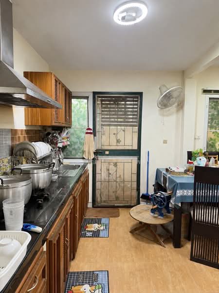 Baan Fah Piyarom - Lumlukka Klong 6, Pathum Thani, Lam Luk Ka Road, Khlong 6 (Exit), Bung Kham Proi, Lam Luk Ka, Pathum Thani, 5 Bedrooms, 240 sqm, Single Detached House For Sale, by ชัญภรณ์ โพธิ์สา, 500502357 - DDproperty.com