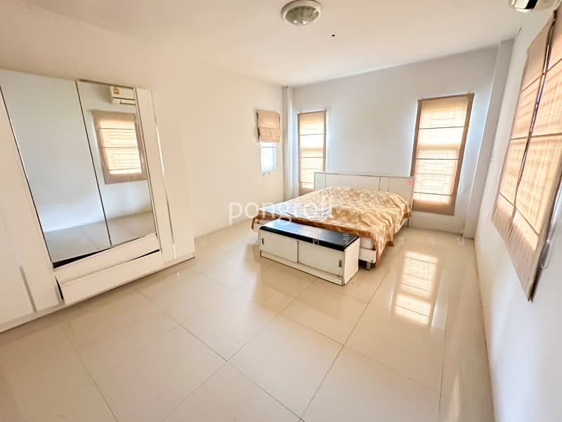 Baan Sirikan Bangyai, Nonthaburi, Soi Sirikarn Village, Bang Yai, Bang Mae Nang, Bang Yai, Nonthaburi, 3 Bedrooms, 150 sqm, Single Detached House For Sale, by Onnalin Rungsiriroj, 500502366 - DDproperty.com