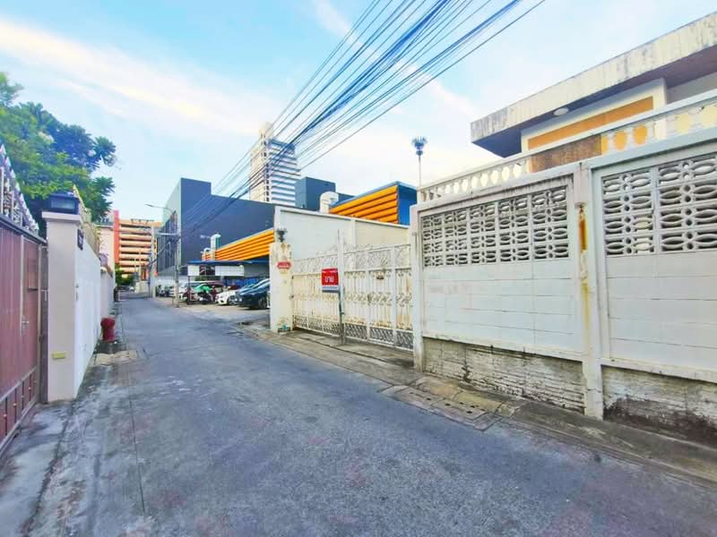 บ้านเดี่ยวบางซื่อ กรุงเทพมหานคร, Bangkok, Samsen Nai, Phaya Thai, Bangkok, 3 Bedrooms, 100 sqm, Single Detached House For Sale, by The Best Property จุ้ย, 500502372 - DDproperty.com