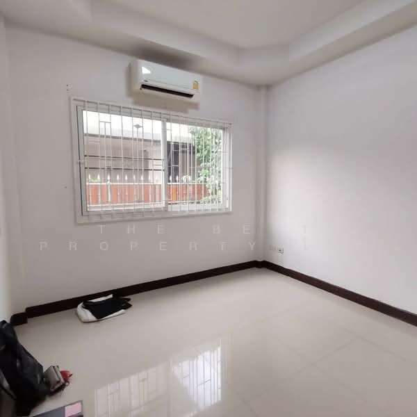 หมู่บ้านชูตะวัน วงแหวน-ลำลูกกา, ปทุมธานี, ลำลูกกา, ลำลูกกา, ปทุมธานี, 127 ตร.ม., บ้านเดี่ยว ขาย, โดย The Best Property โบว์, 500502381 - DDproperty.com